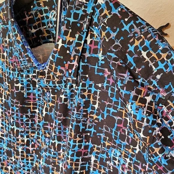 Robert Graham Blue and Black Geometric Casual Shirt - Picture 5 of 8